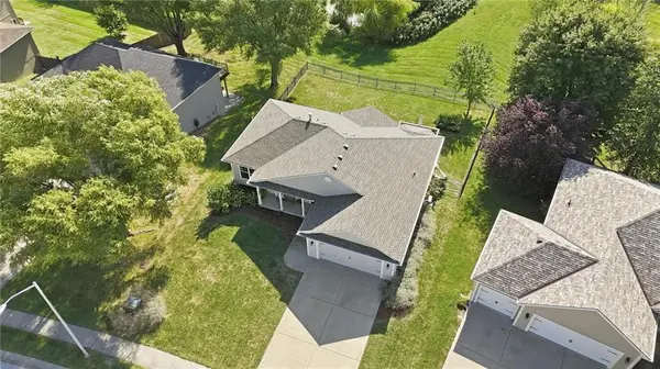 1109 NW 92nd ST, Kansas City, MO 64155
