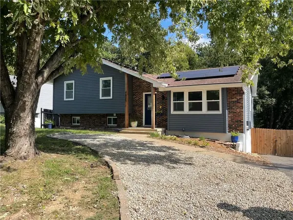 4825 N Revere DR, Kansas City, MO 64151