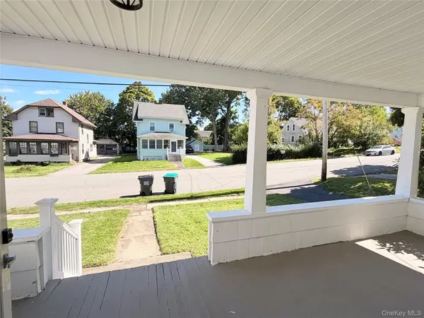 11 Gardner AVE, Middletown, NY 10940