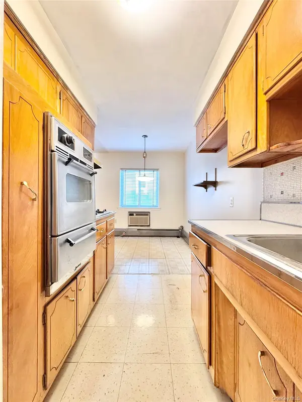 45-03 74th ST, Elmhurst, NY 11373