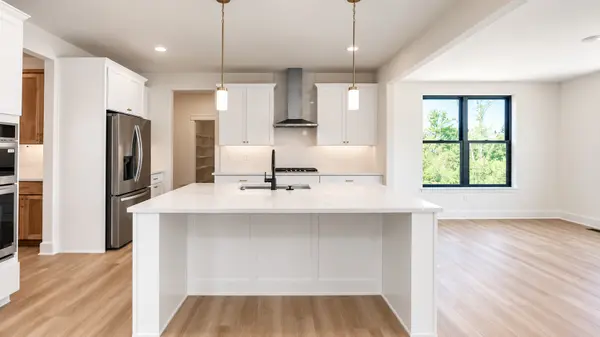 25W606 Jewell RD, Wheaton, IL 60187