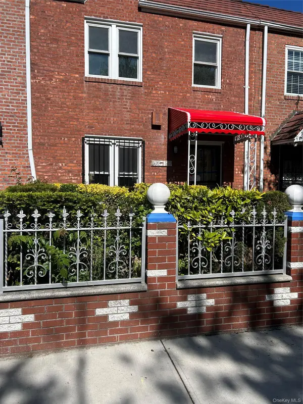 102-35 183rd PL, Hollis, NY 11423