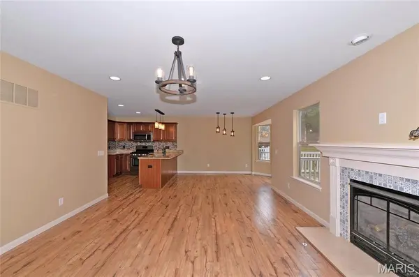 157 Distinction DR, Lake St Louis, MO 63367