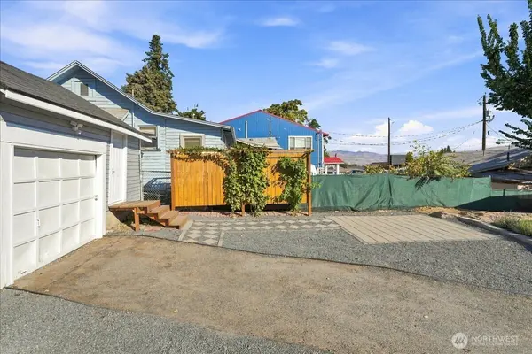 540 S Chelan AVE, Wenatchee, WA 98801