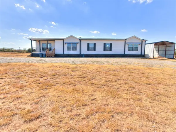 27668 N 2920 RD, Okarche, OK 73750