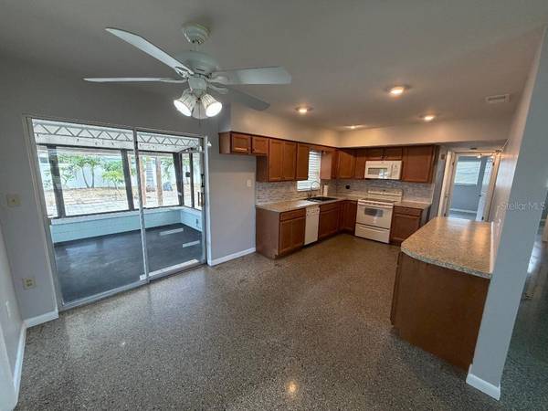6017 43RD AVE N, St Petersburg, FL 33709