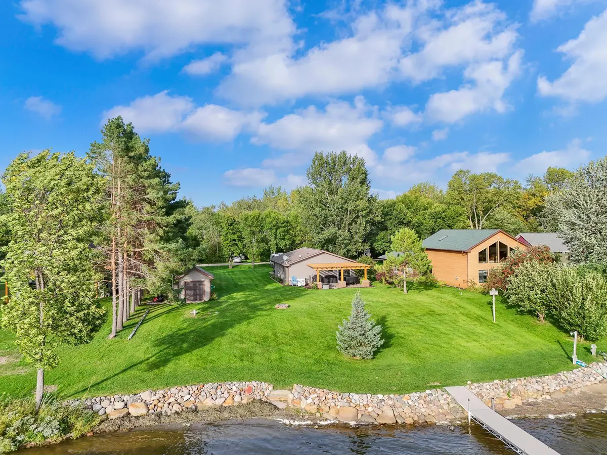 45531 Whispering Sands Ln, Perham, MN 56573
