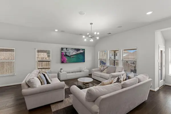 220 Algaroba LOOP, Buda, TX 78610