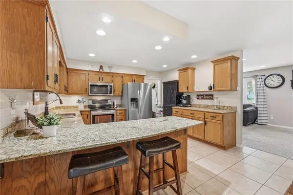 98 E Beulah ST, Garden City, MO 64747