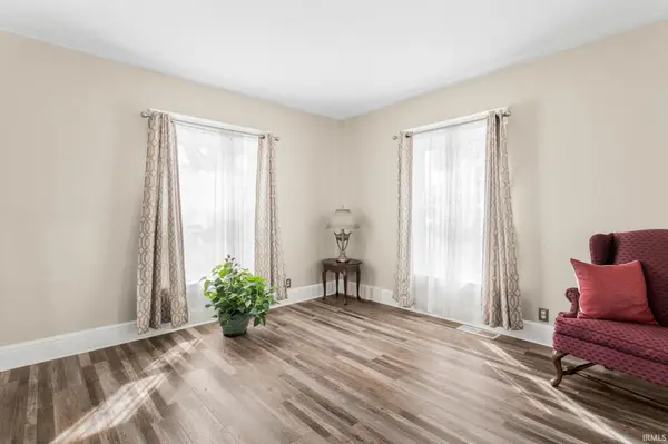 110 W 7th ST, Mishawaka, IN 46544