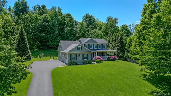 42 Somerset LN, Warwick, NY 10990