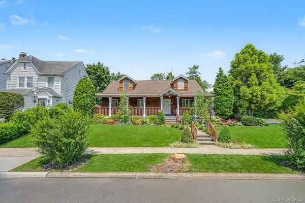 14645 13th AVE, Whitestone, NY 11357
