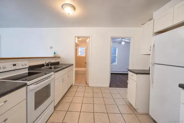 144 Winnikee AVE, Poughkeepsie, NY 12601