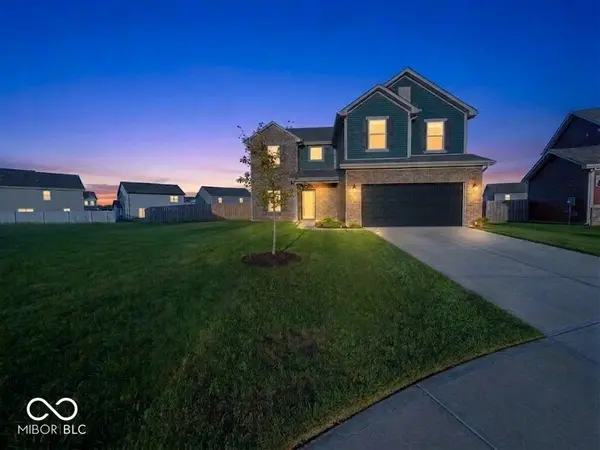 1593 Vision DR, Danville, IN 46122