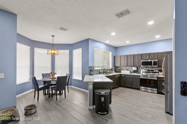 807 JADESTONE CIR, Orlando, FL 32828