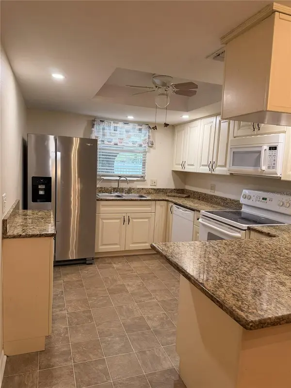 4140 PASSPORT LN #101, New Port Richey, FL 34653