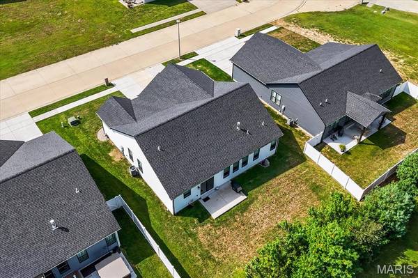 704 Mortar ST, Mascoutah, IL 62258