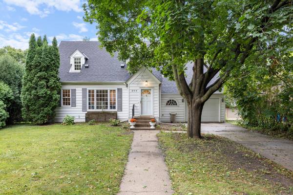 204 Angel AVE NW, Watertown, MN 55388