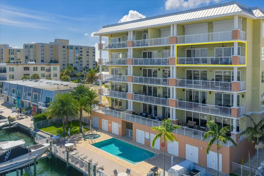 706 BAYWAY BLVD #501, Clearwater, FL 33767