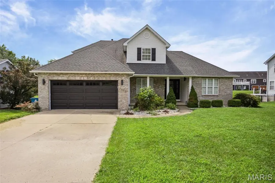 1398 Britany CT, Edwardsville, IL 62025