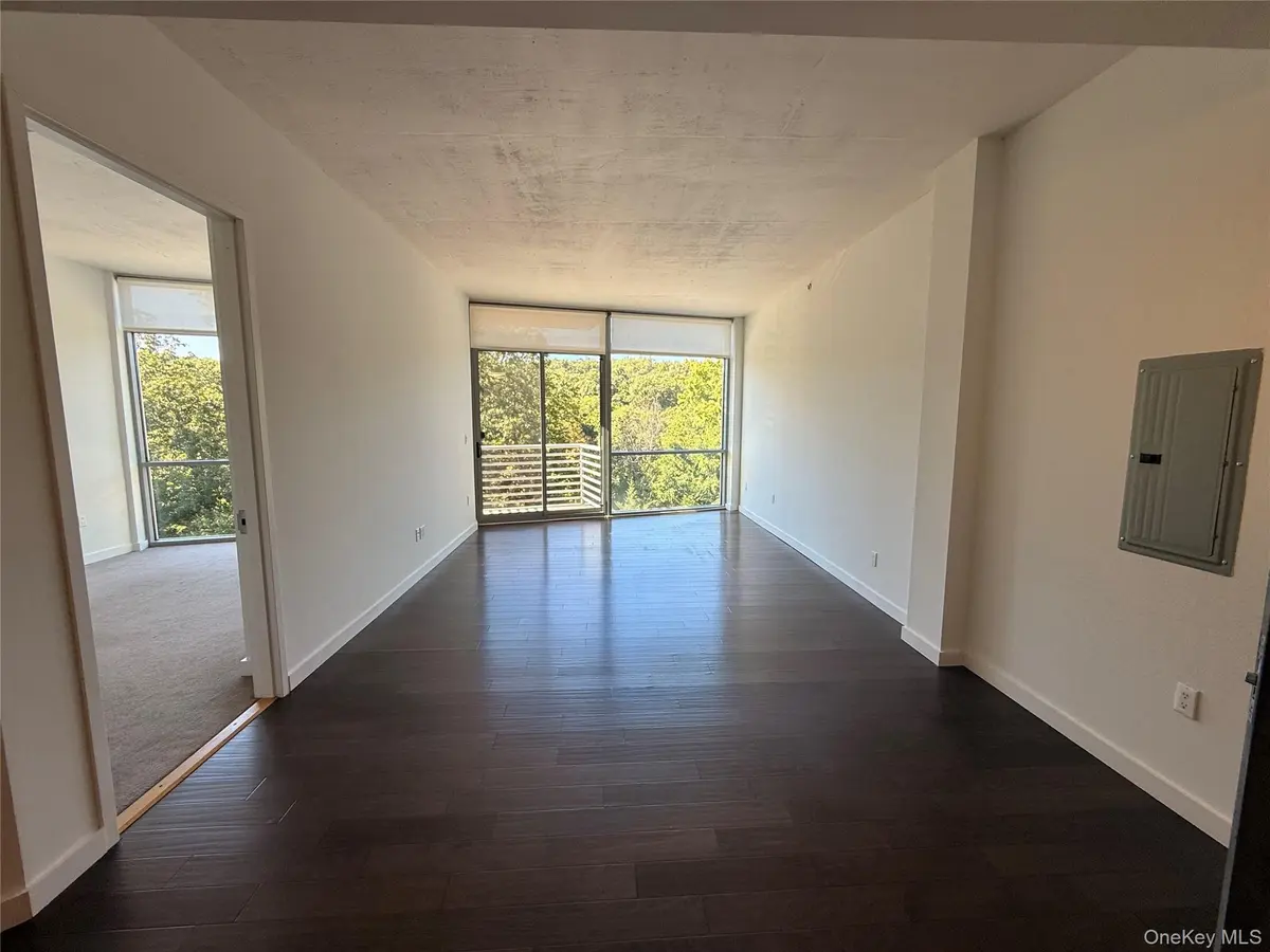 250 S Central Park AVE #4D, Hartsdale, NY 10530