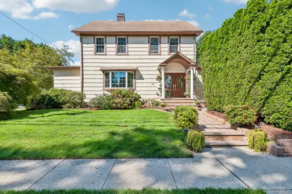 77 Jefferson AVE, Roslyn Heights, NY 11577