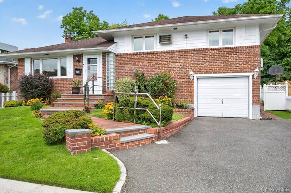 244 Halsey AVE, Jericho, NY 11753