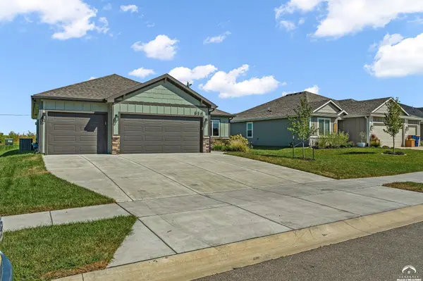 338 W 25th ST, Eudora, KS 66025