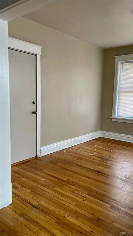 4126 McRee AVE, St Louis, MO 63110