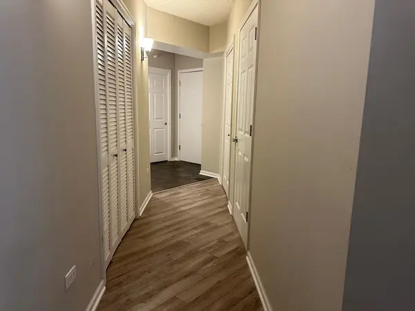 750 Pearson ST #208, Des Plaines, IL 60016