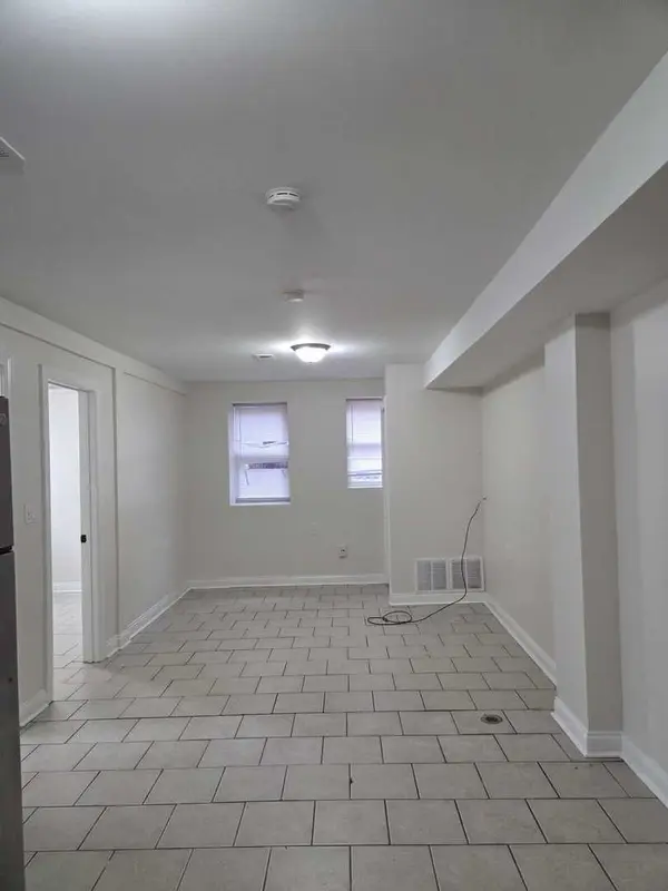 2416 S Sawyer AVE #GARDEN-FRONT, Chicago, IL 60623