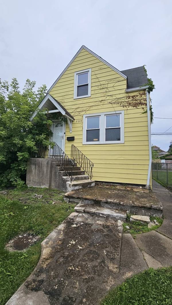 3244 N Osceola AVE, Chicago, IL 60634