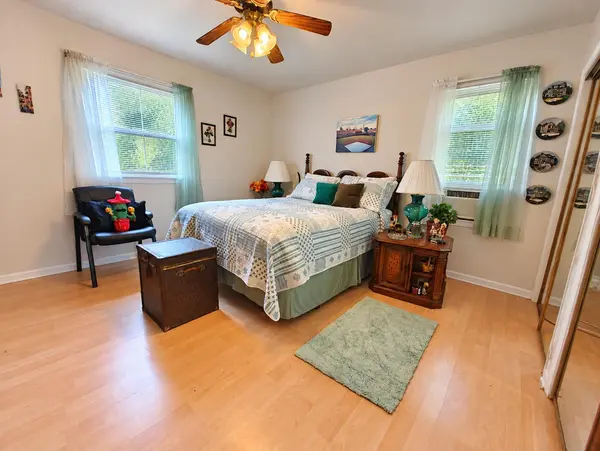 2055 S 450 E, Knox, IN 46534