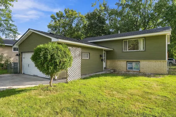 6900 Brunswick AVE N, Brooklyn Park, MN 55429