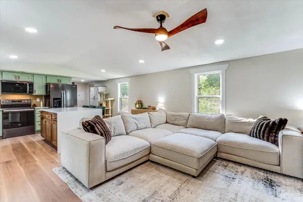 4902 W W 57TH CIR N, Wichita, KS 67204-6829