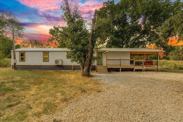 4902 W W 57TH CIR N, Wichita, KS 67204-6829