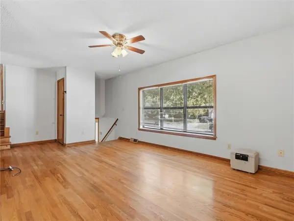 4904 NW Fisk AVE, Kansas City, MO 64151