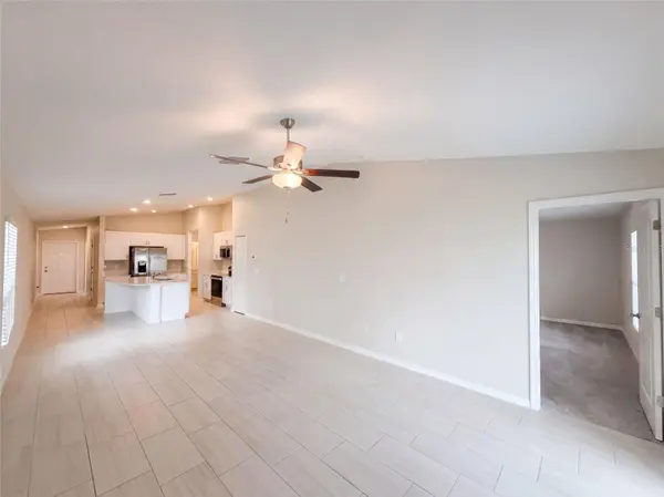 3513 RADIANT MOUNTAIN DR, Plant City, FL 33565