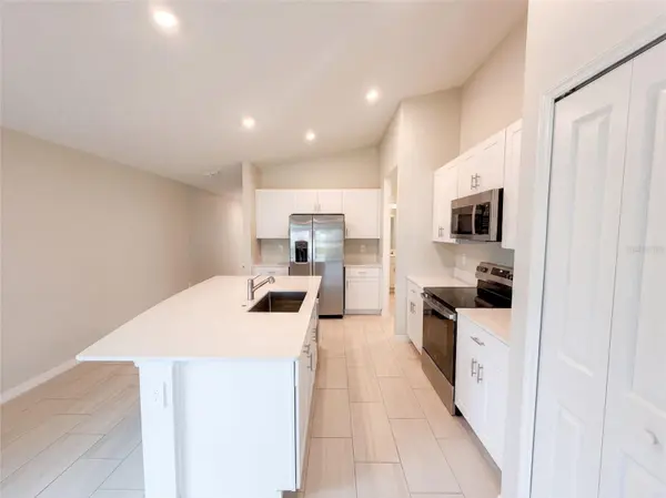 3513 RADIANT MOUNTAIN DR, Plant City, FL 33565