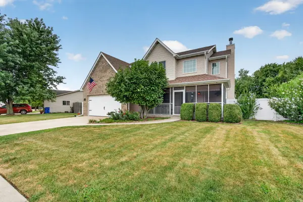 706 Country Squire CT, Morris, IL 60450