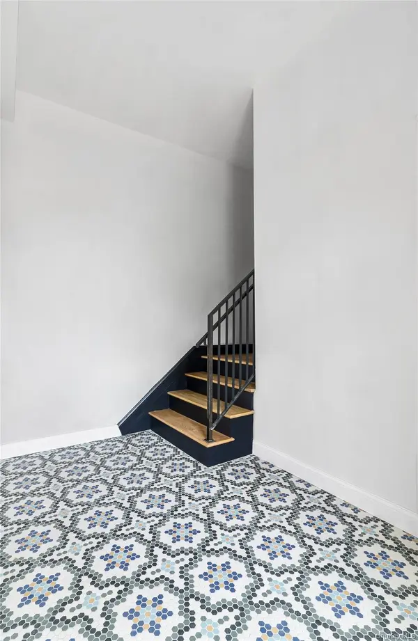 206-208 Main ST #4, Beacon, NY 12508