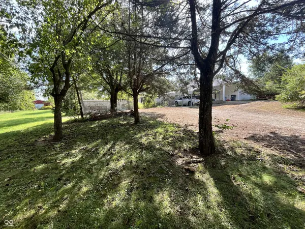 1103 N 1200 W, Parker City, IN 47368