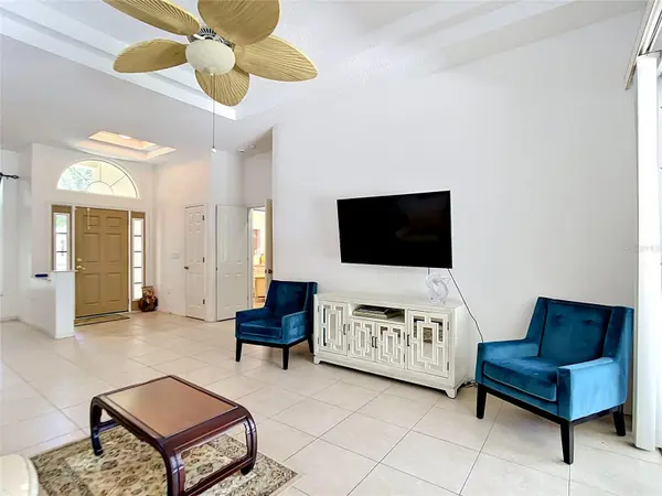 1216 WHITNEY DR, Venice, FL 34292