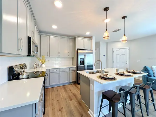 4298 CAMPSITE LOOP, Orlando, FL 32824