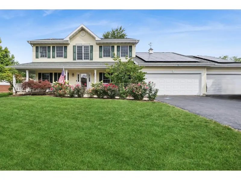 33147 N Lake Shore DR, Grayslake, IL 60030