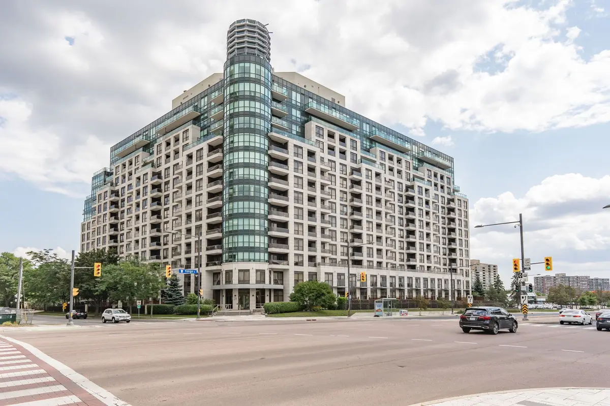 18 Harding BLVD #PH208, Richmond Hill, ON L4C 0T3
