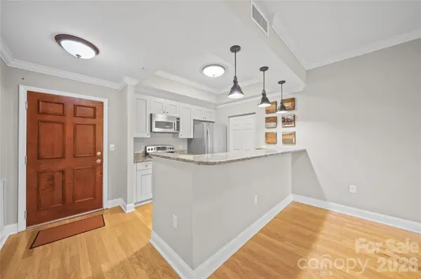 300 W 5th ST #228, Charlotte, NC 28202