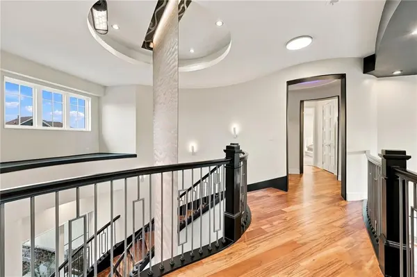 10239 N Kansas AVE, Kansas City, MO 64155
