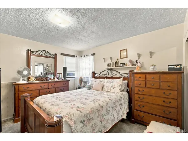 6841 Irving, Denver, CO 80221