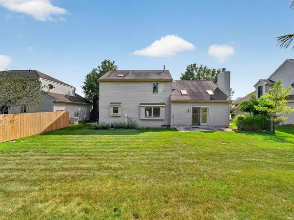 2932 Mariposa PL, Fort Wayne, IN 46818-8731